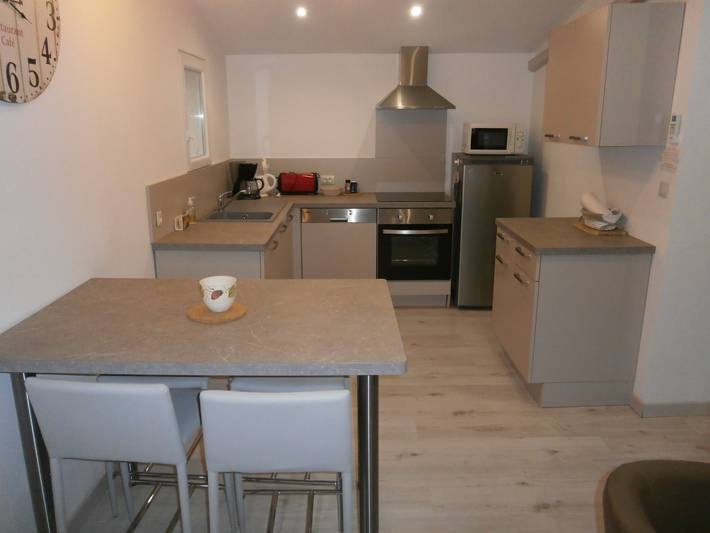 Gîte pour 2 personnes, avec piscine et jardin à Mornas - 4