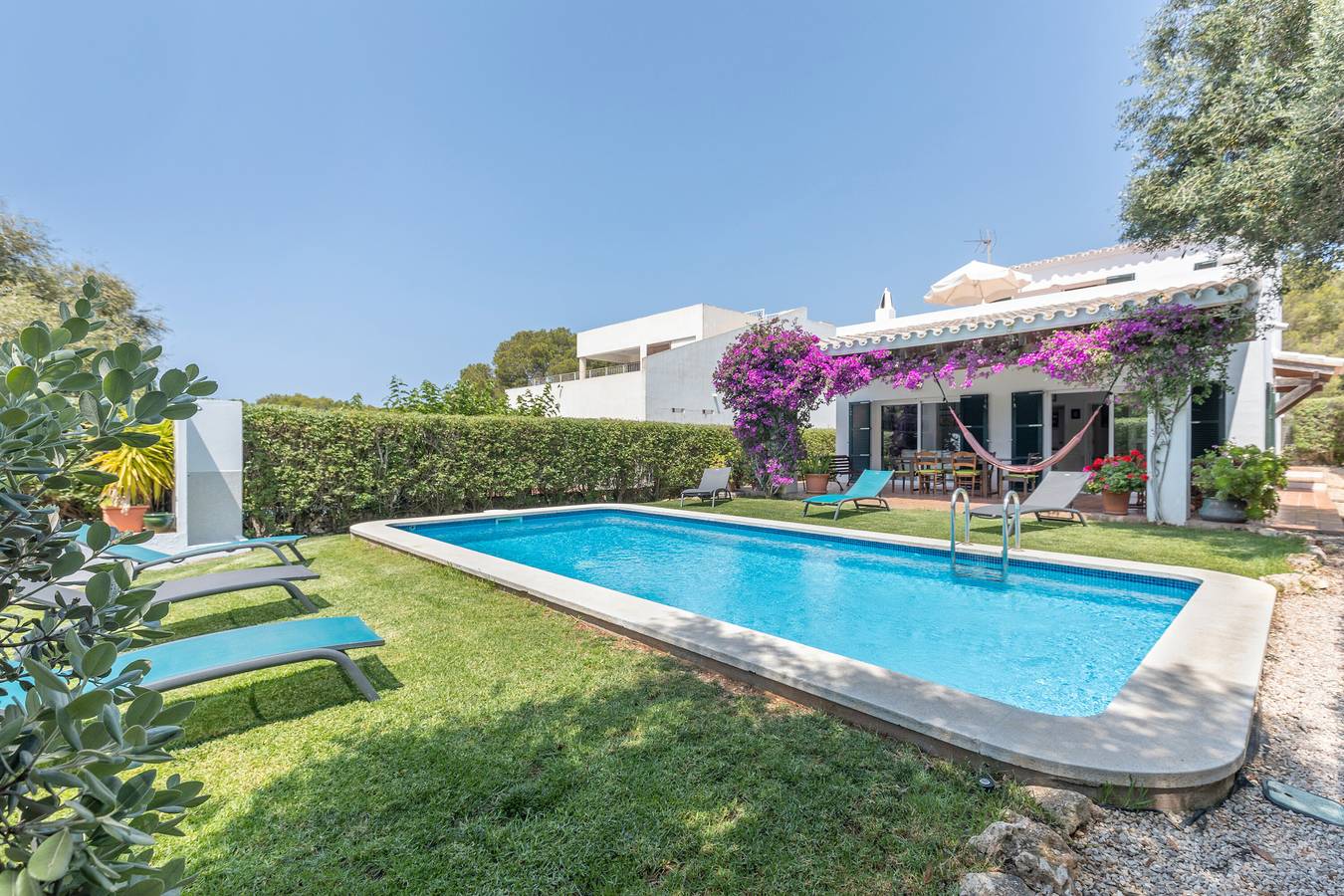 Villa 'Mottarone Cerca De Mar' with Private Pool, Wi-Fi and Air Conditioning in Biniancolla, Sant Lluís