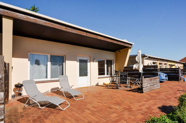 Bungalow für 5 Personen, mit Garten und Seeblick sowie Terrasse in Deutschland - 2