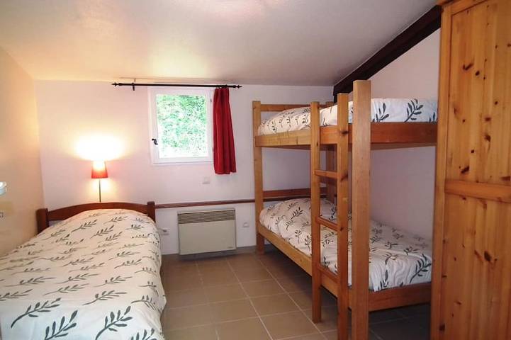 Gîte pour 9 personnes, avec sauna et jardin ainsi que piscine et jacuzzi à Gavaudun - 3