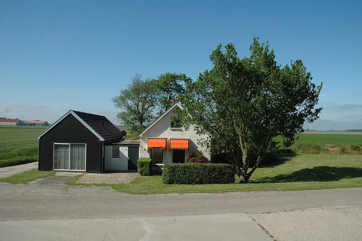 Ferienhaus für 6 Personen, mit Terrasse und Garten