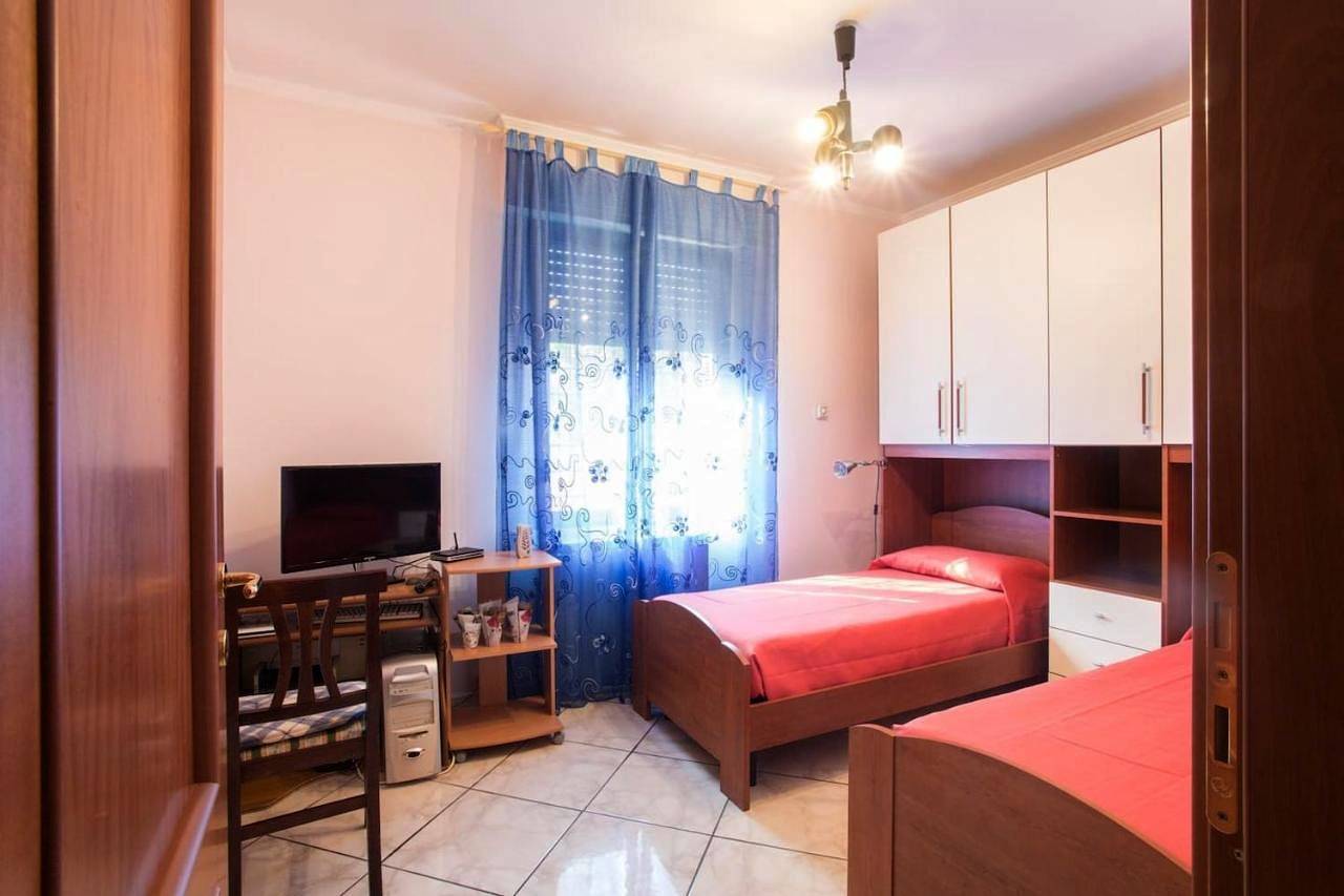 Twin Room with Private Bathroom in La Storta, Rome