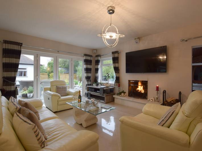 Gîte pour 10 personnes, avec piscine et jardin à Chester - 2