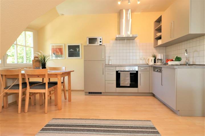 Ferienwohnung für 4 Personen, mit Balkon und Seeblick in Born a. Darß - 2