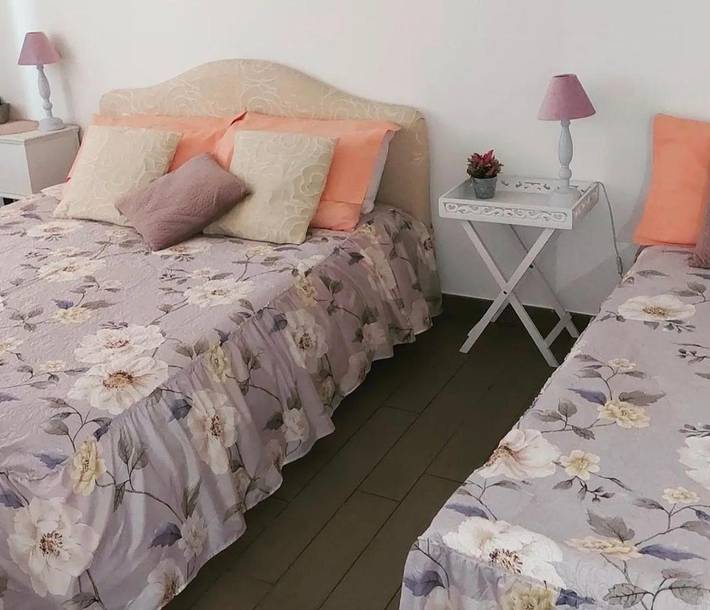 Location de vacances pour 2 personnes, avec jardin ainsi que vue et balcon à Sassari - 3