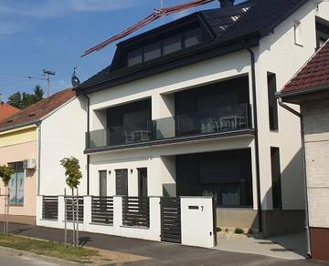 Gîte pour 4 personnes, avec terrasse et vue dans Nova Gradiska