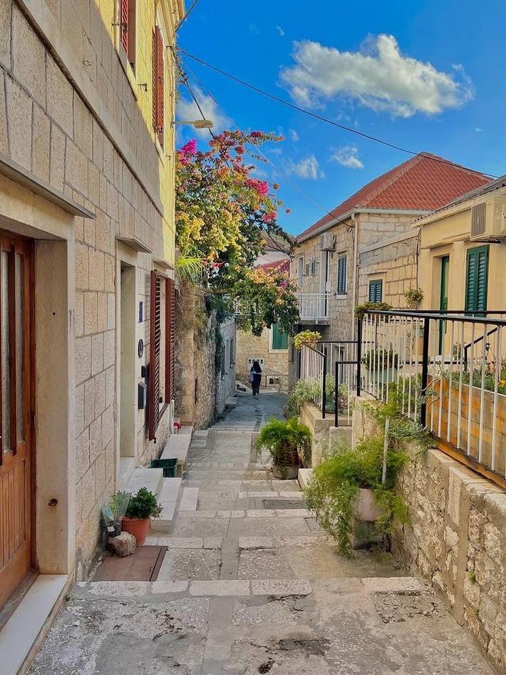 Ganze Wohnung, Studio Appartement mit Terrasse und Meerblick Povlja, Brac As-21810-a in Povlja, Brac
