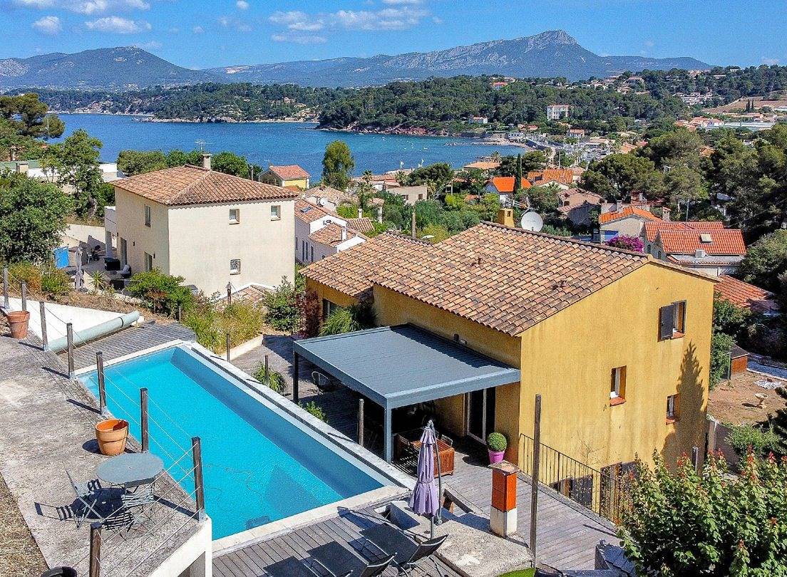 Apartamento vacacional entero, Apartamento de vacaciones para 12 personas con piscina in Le Pradet, Region de Toulon