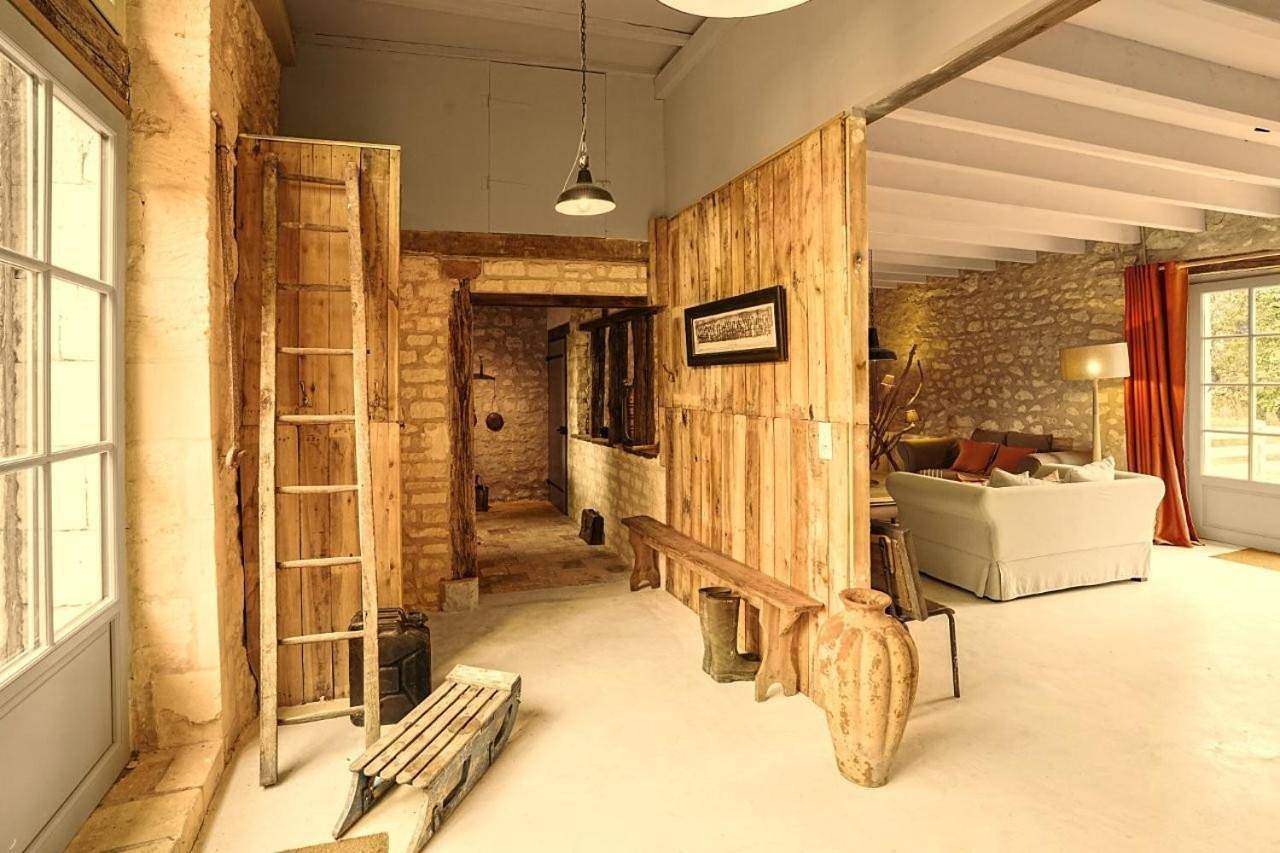 Le Moulin de Gaudais, 16p, 7ch, 350m2, Piscine in Paroisse Saint-Damien-en-Châtelleraudais, Vienne (France)