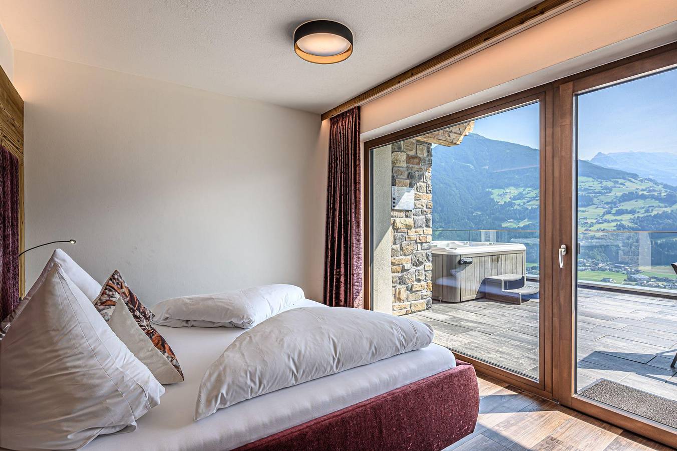 Ganze Ferienwohnung, Alpinloft Goldsun  in Tuxer Alpen, Kaltenbach