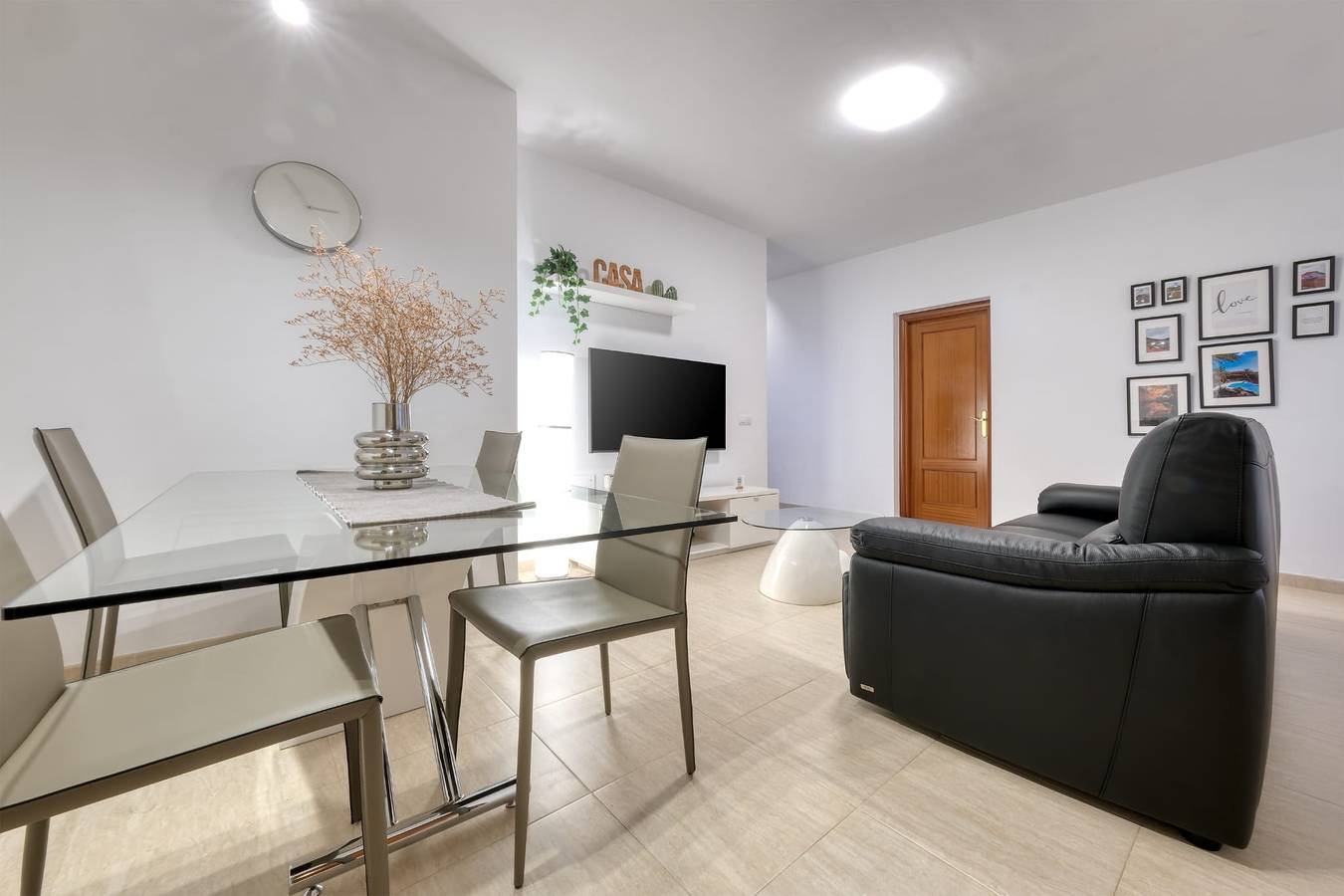 Ganze Wohnung, Ferienwohnung 'Casa Yare, Shared Pool, Air-con' mit Meerblick, Wi-Fi und Klimaanlage in Costa Teguise, Teguise