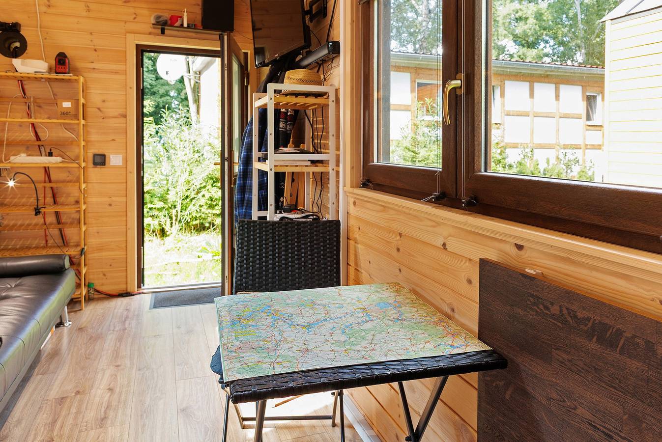 Ganze Ferienwohnung, Tiny Home 'Ernesto' mit privatem Garten, Wi-Fi und Klimaanlage in Lehnin, Kloster Lehnin