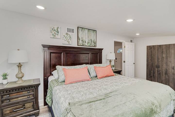 Vacation rental for 6 people, with yard and terrace in Lakeland