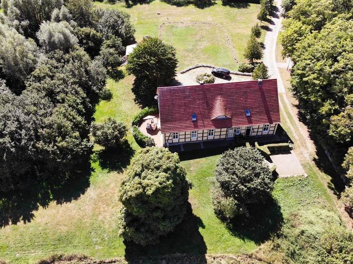 Ferienwohnung für 8 Personen, mit Terrasse und Garten sowie Ausblick in Borrentin