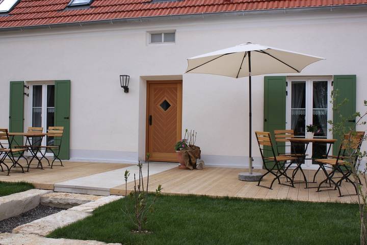Ganze Wohnung, Ferienwohnungen Zwergbachhof - Ferienwohnung 'Benedikt' (45qm) mit Terrasse in Haunsheim, Bayerisch Schwaben
