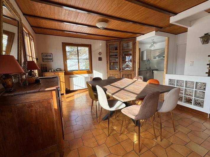 Location de vacances pour 10 personnes, avec sauna et jacuzzi ainsi que piscine et jardin, adapté aux familles dans Station de Larcenaire - Bussang - 3