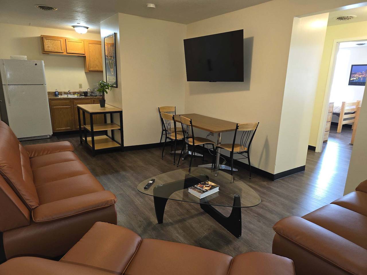 Entire apartment, 2 Bedroom Downtown Apt   Friends   Families Ideal  in Pittsburgh, Allegheny County
