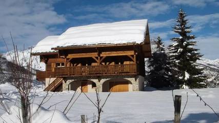Gîte pour 12 personnes, avec balcon et vue à Puy-Saint-Vincent