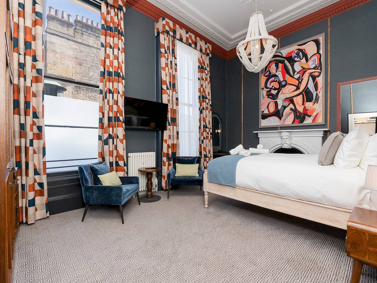 Entire apartment, Pass the Keys | Spacious Private Room in the Centre of Bath in Bath, Bath & North East Somerset