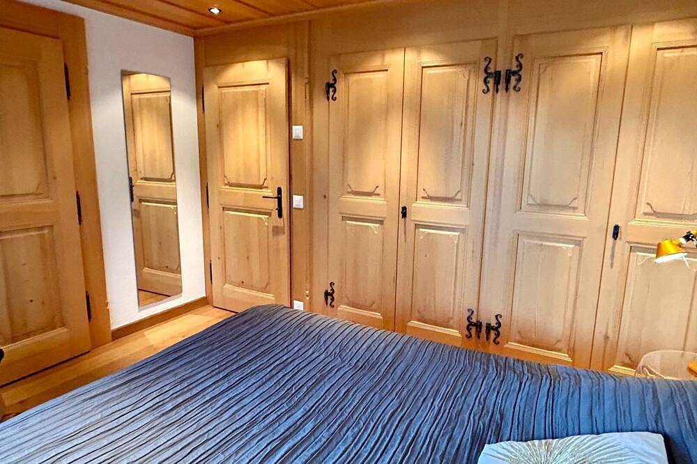 Ganze Wohnung, Luxuriöse Wohnung mit Whirlpool & Sauna in Saanenmöser, Saanen