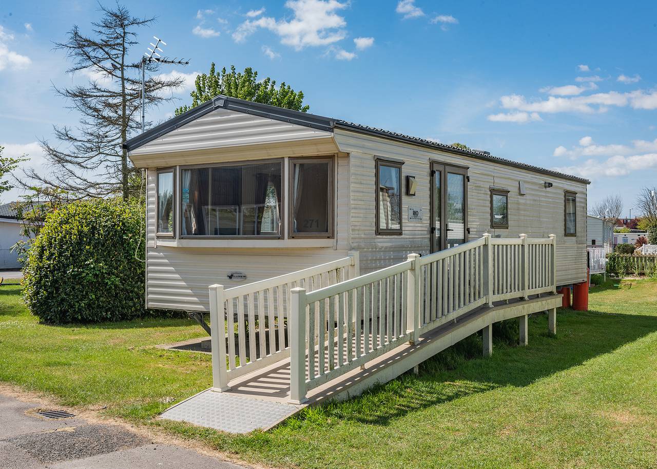 Fontwell Caravan Plus in West Sussex