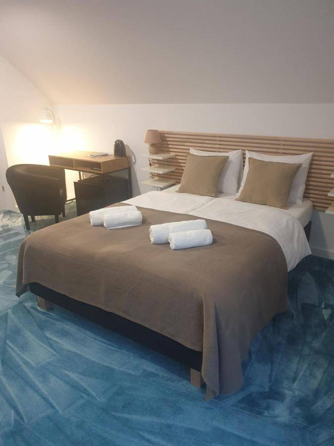 Maison d’hôte pour 3 personnes, avec vue sur le lac ainsi que jardin et vue, animaux acceptés