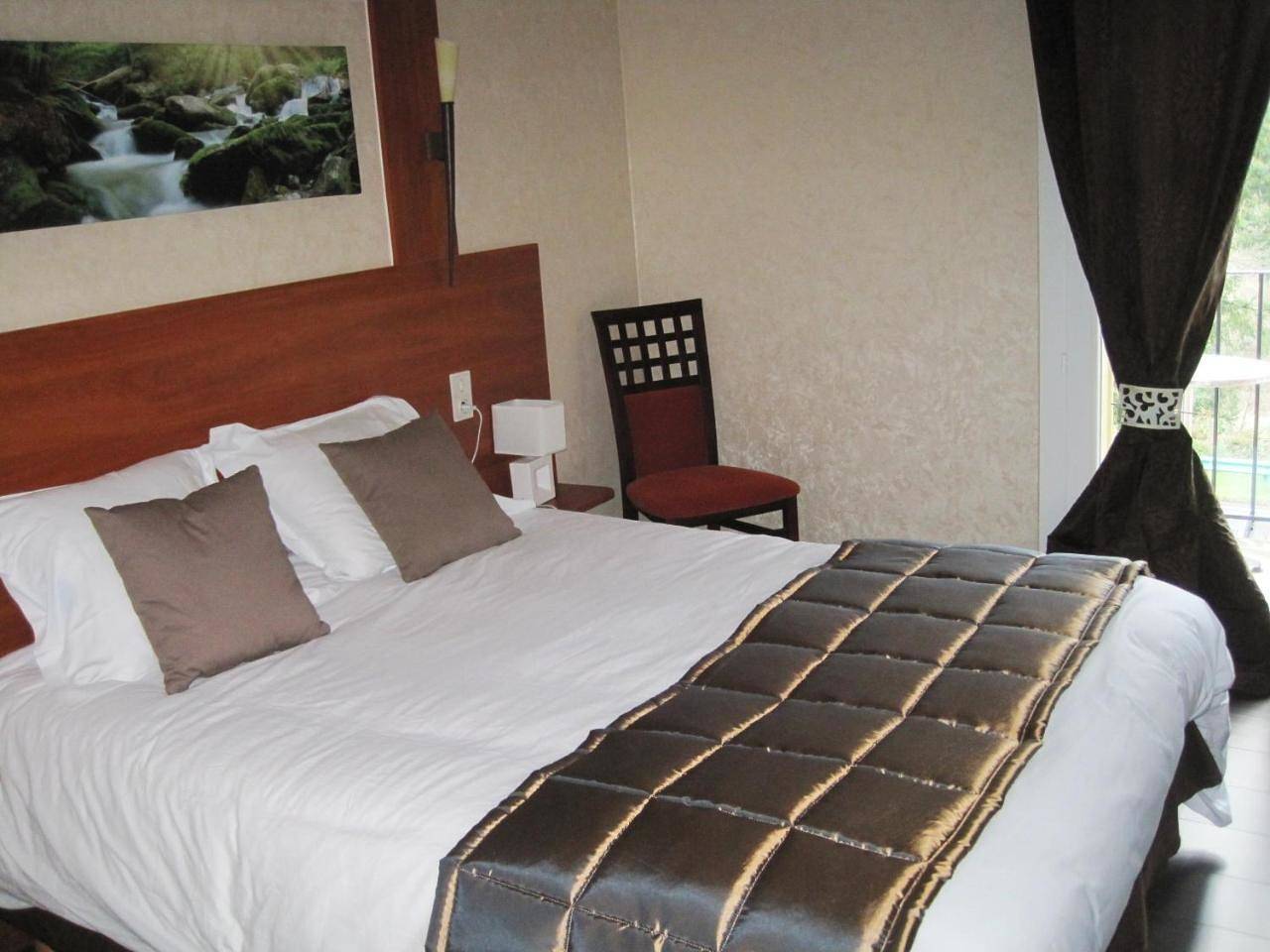 Double Room in Bessines-sur-Gartempe, Région de Bellac