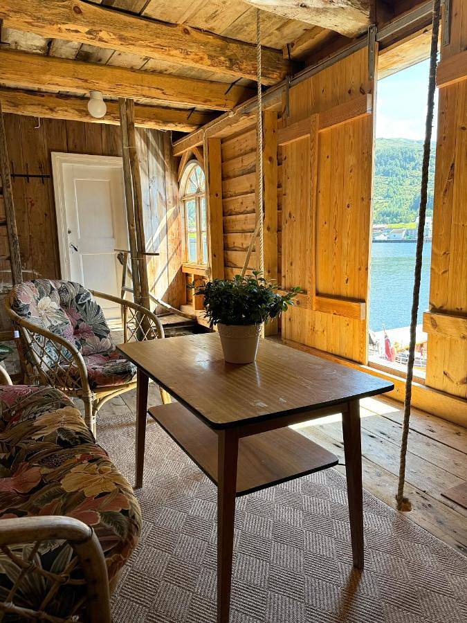 Ferienhaus für 6 Personen, mit Ausblick und Terrasse in Bremanger - 4