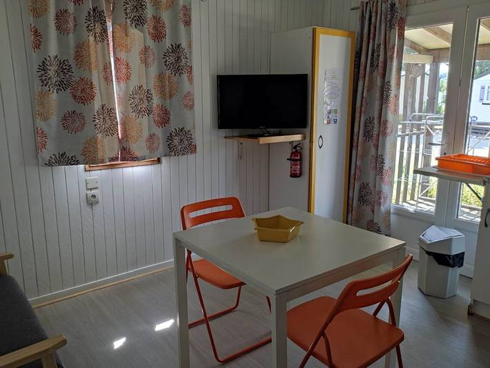 Chalet pour 2 personnes, avec terrasse et piscine dans le Gard - 2