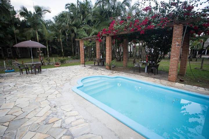Gästehaus für 3 Personen, mit Pool und Garten - 1