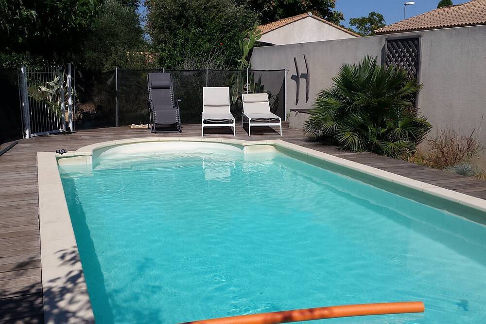 Appartement entier, Guest-House : Studio avec mezzanine entre Montpellier et Sète, mer et garrigue. in Cournonterral, Côte méditerranéenne (France)