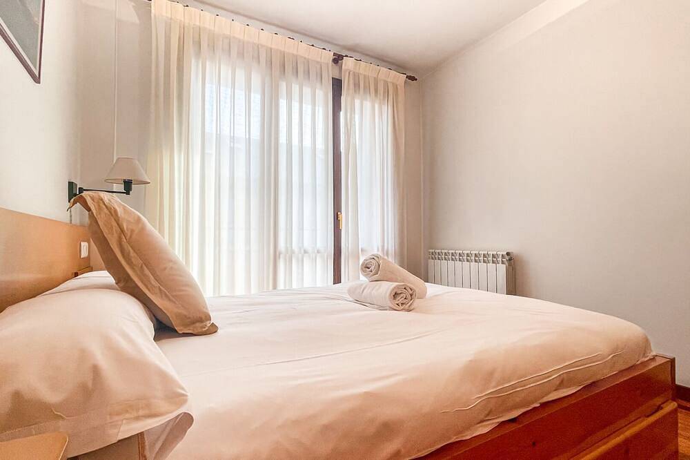 Entire apartment, Dúplex con Encanto en Puigcerdà: ¡Un Lugar Único! in Puigcerdà, Catalan Pyrenees