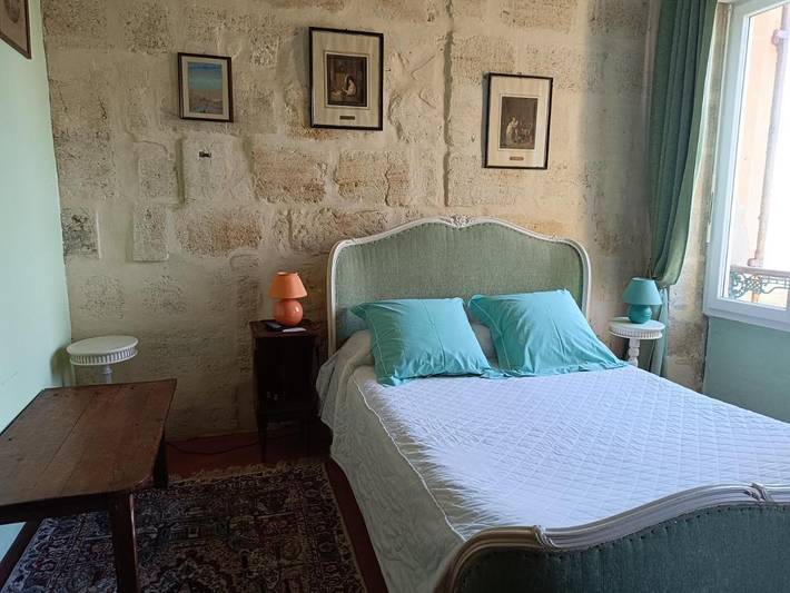 Location de vacances pour 2 personnes, avec jardin ainsi que piscine et vue, animaux acceptés à Gauriac - 2
