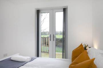 Apartment for 4 People in Worksop, Nottinghamshire, Photo 2