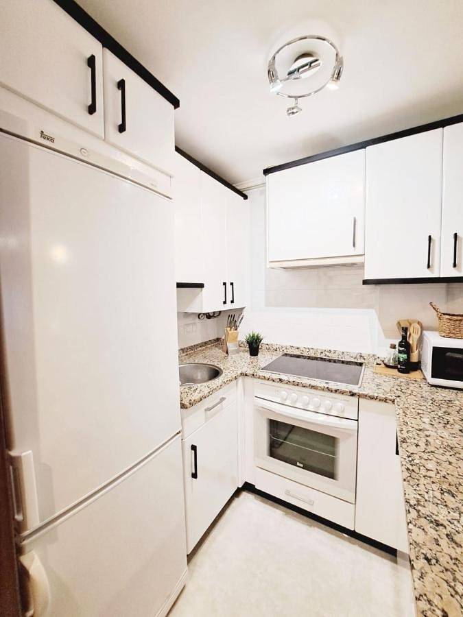 Gîte pour 4 personnes, avec bassin pour enfant et balcon ainsi que piscine et vue à Ramales de la Victoria - 4