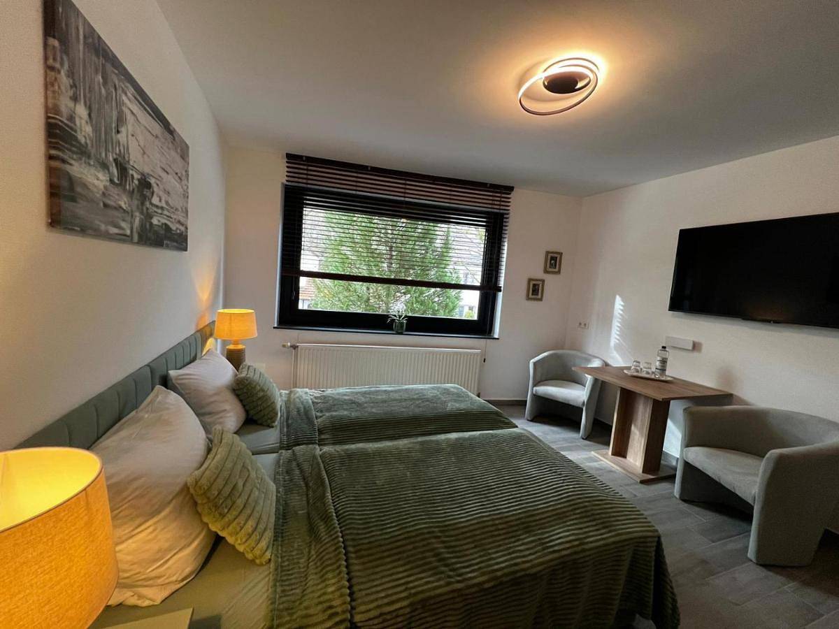 Holi Day Spa 2-Bett Zimmer App 3 in Berlin Waidmannslust, Berlin