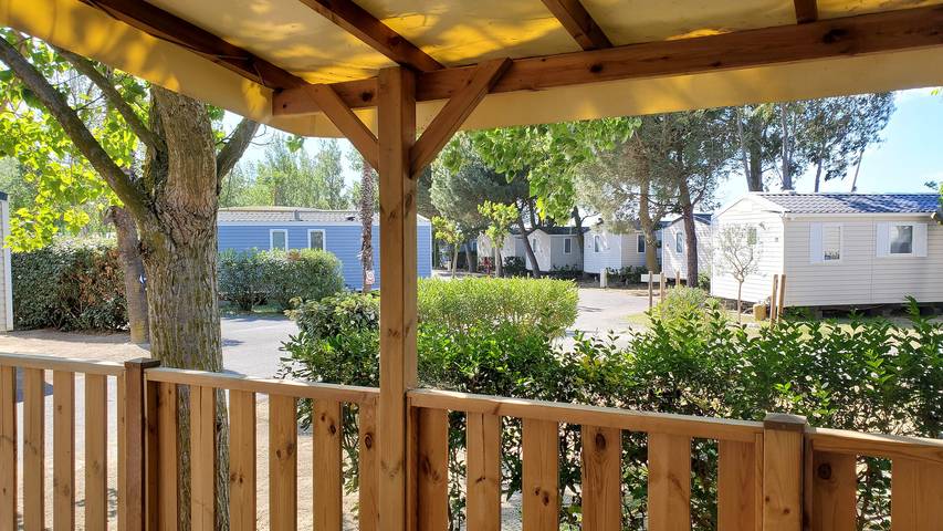 Camping pour 6 personnes, avec jardin et bassin pour enfant, adapté aux familles à Vendres - 3