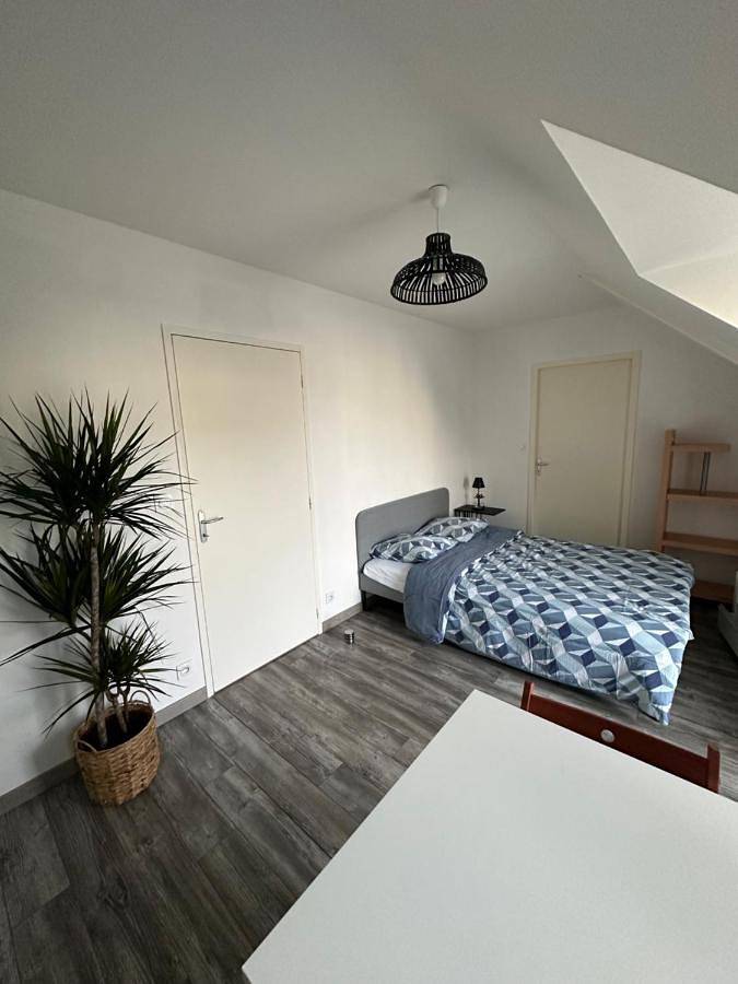 Appartement entier, One-Bedroom Apartment in Montgermont, Région de Rennes