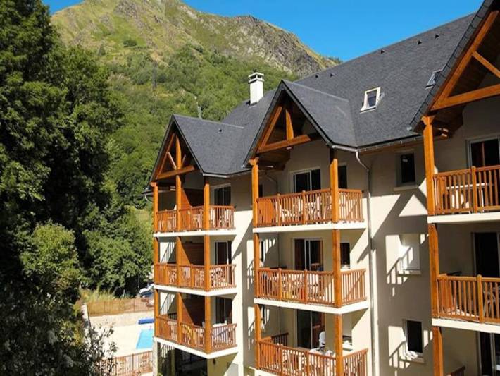 Location de vacances pour 4 personnes, avec piscine, adapté aux familles à Saint-Lary