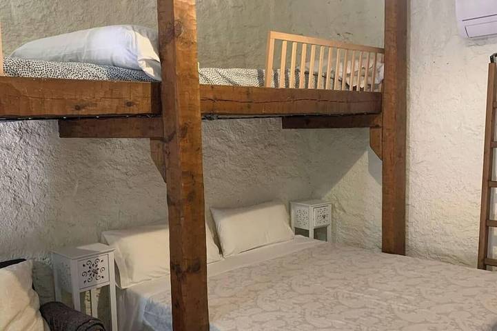 Ganze Wohnung, Almanzor Apartment in Candeleda, Valle del Tiétar