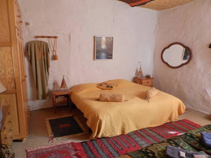 Alojamiento y desayuno para 5 personas en Alpujarras