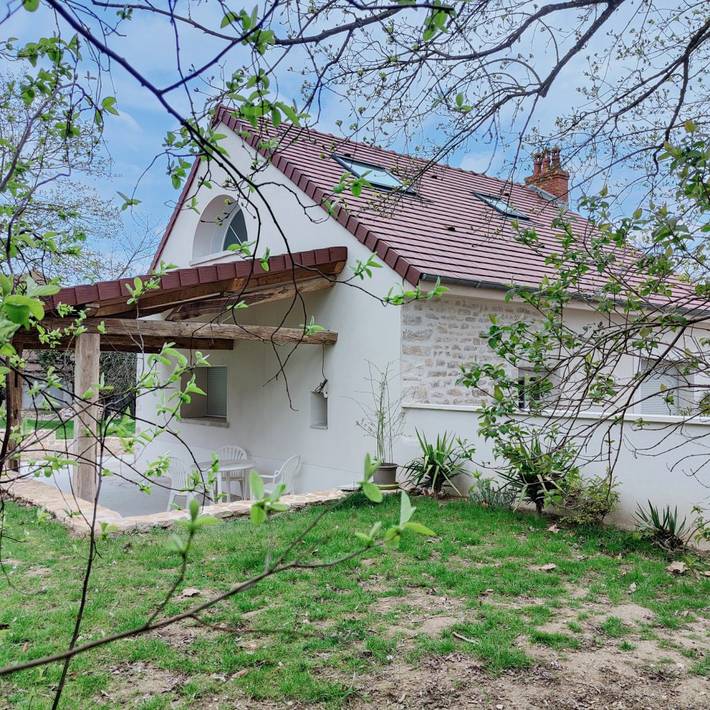 Gîte pour 6 personnes, avec jardin et terrasse, animaux acceptés à Saint-Loup-Géanges - 3
