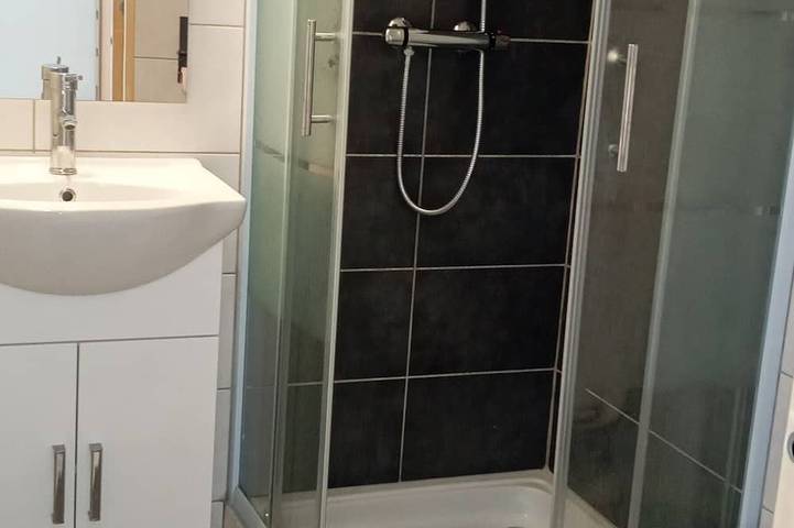 Location de vacances pour 7 personnes, avec sauna ainsi que jacuzzi et jardin, animaux acceptés à Barjac - 4