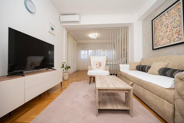 Apartament wakacyjny dla 4 osób, z taras i widok w Podgorica