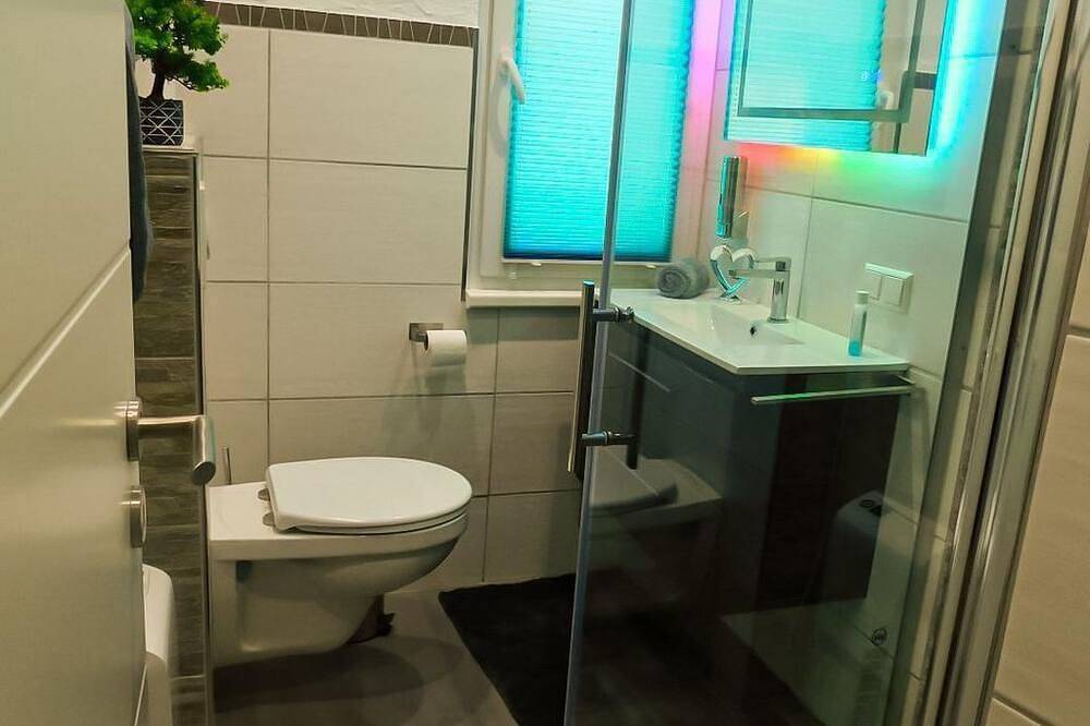 Entire apartment, Apartment Erlehof - apartment/apartment, shower, Wc, 1 bedroom in Pirmasens, Landkreis Südwestpfalz