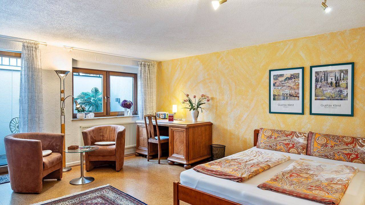 Entire holiday apartment, Ferienwohnung für 3 Personen (50 m²) in Freiburg in Freiburg, Southern Black Forest