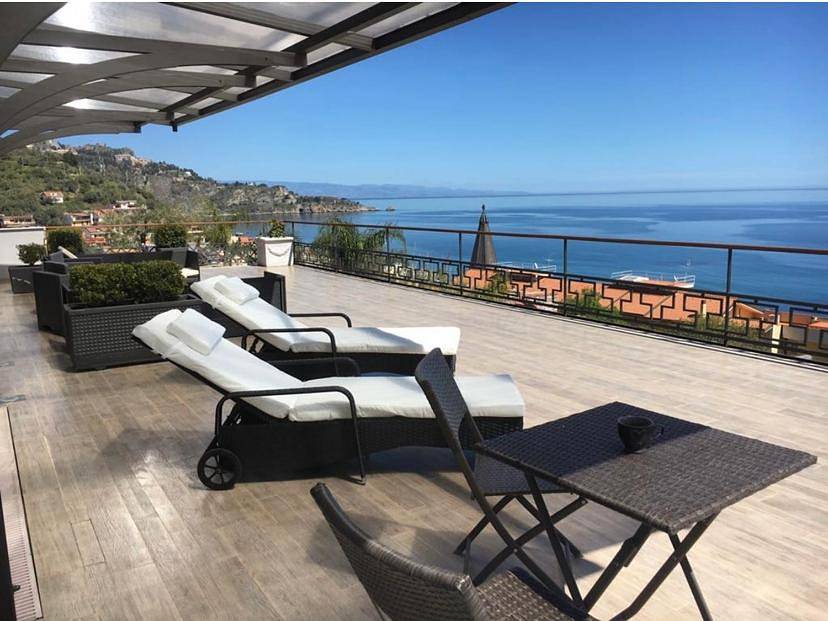 Luxury, Villa Vittorio, Pool, Taormina,Etna & Seaview in Giardini-Naxos, Messina Provinz