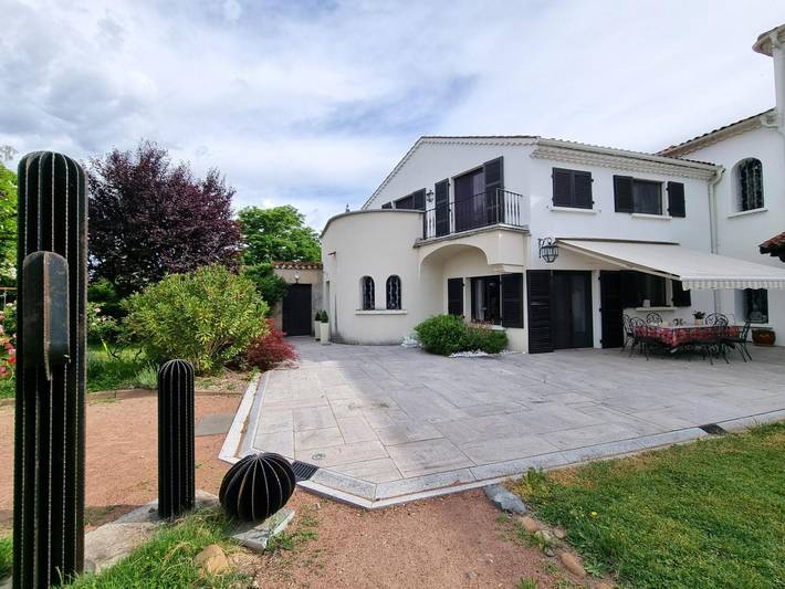 Casa cómoda, naturaleza y patrimonio - 6 pers. in Saint-Romain-le-Puy, Montbrison