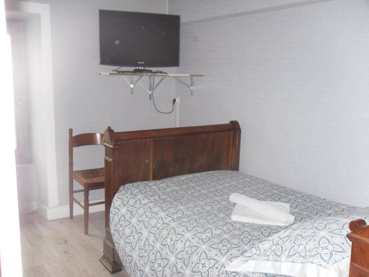 Quadruple Room in Châlus, Région de Limoges