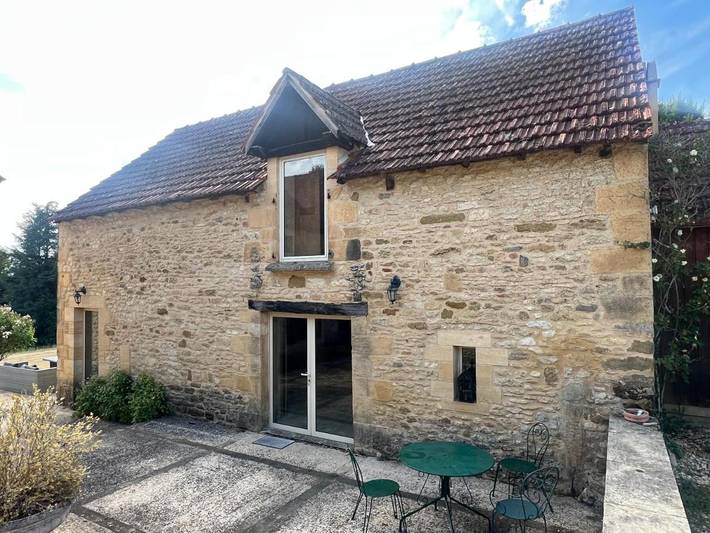 Location de vacances pour 4 personnes, avec jardin ainsi que vue et piscine à Marquay - 3